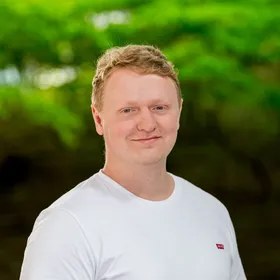 Waldemar Enns - Software Developer and Consultant